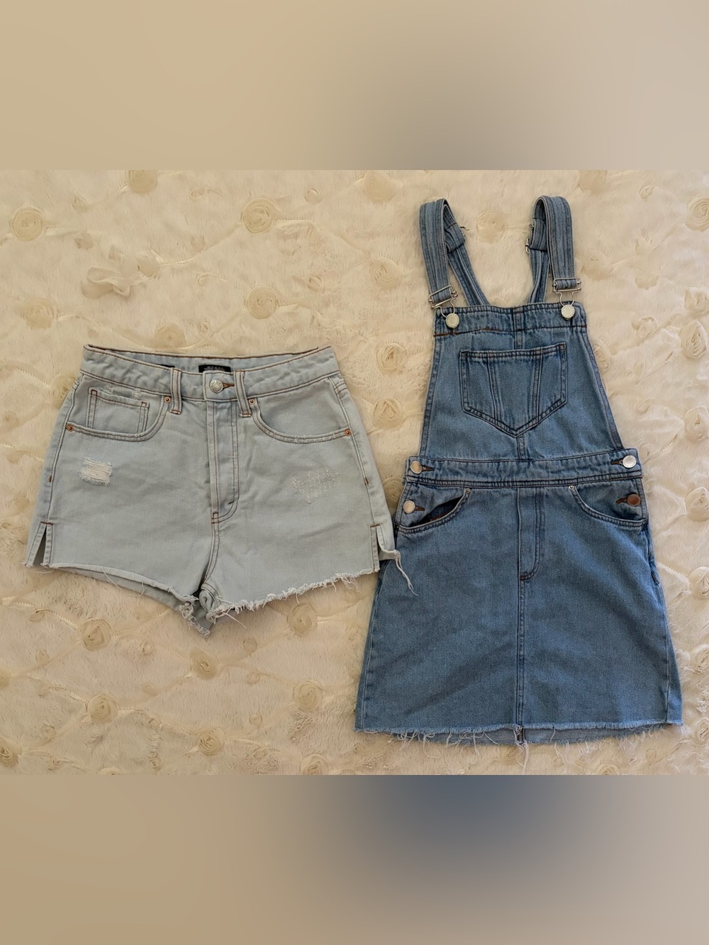 LOT! 🩵 CUTE H&M Overall Dress, Super High Rise Cutoff Shorts Light Wash Denim
